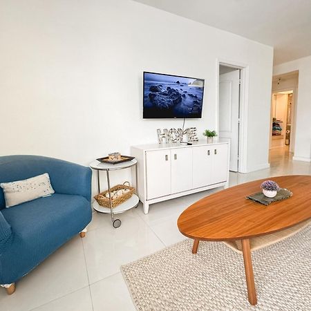2 Bedroom On The Beach ! Miami Beach Exterior photo